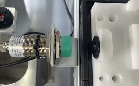 高频工业识别内置天线RFID电子标签读写器HR1892应用案例